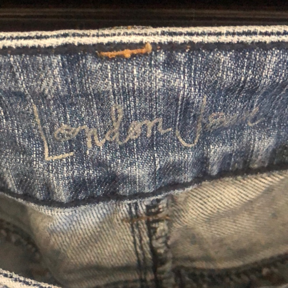 Jeans - Picture 3 of 4